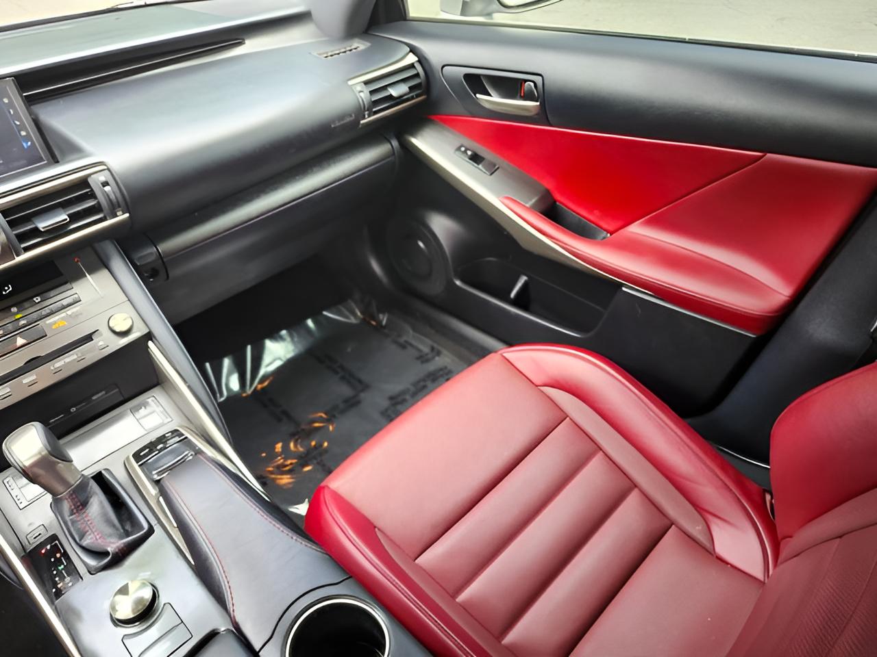 2019 Lexus IS 300