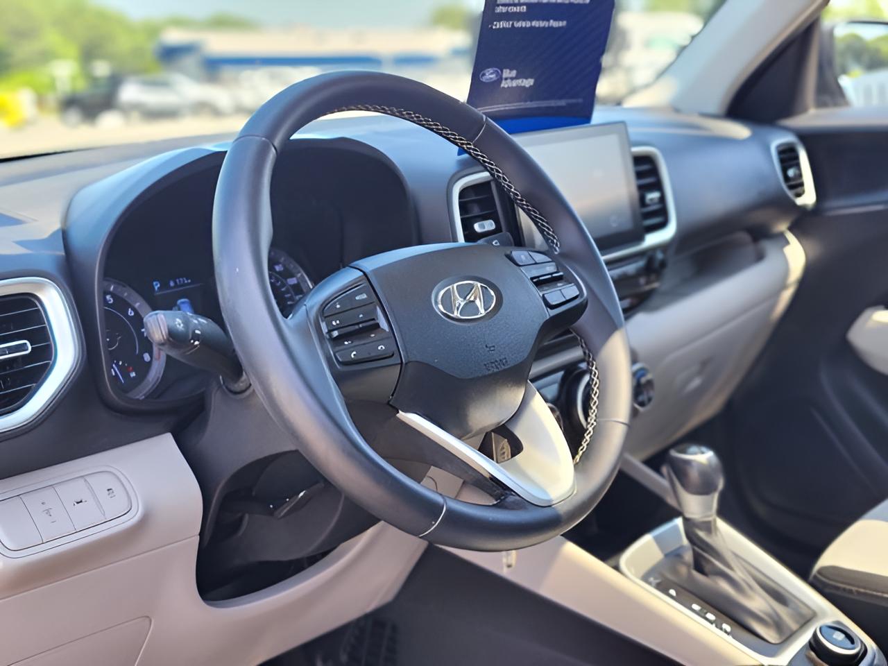 2022 Hyundai Venue SEL
