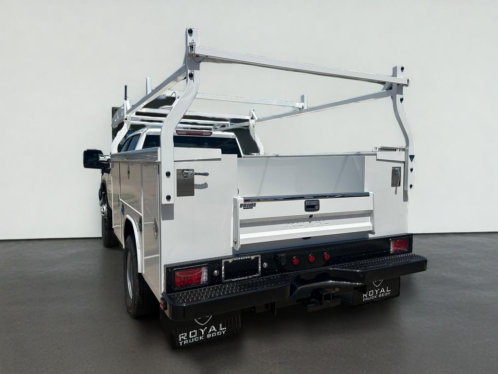 2025 Chevrolet Silverado 3500 HD Chassis Cab Work Truck