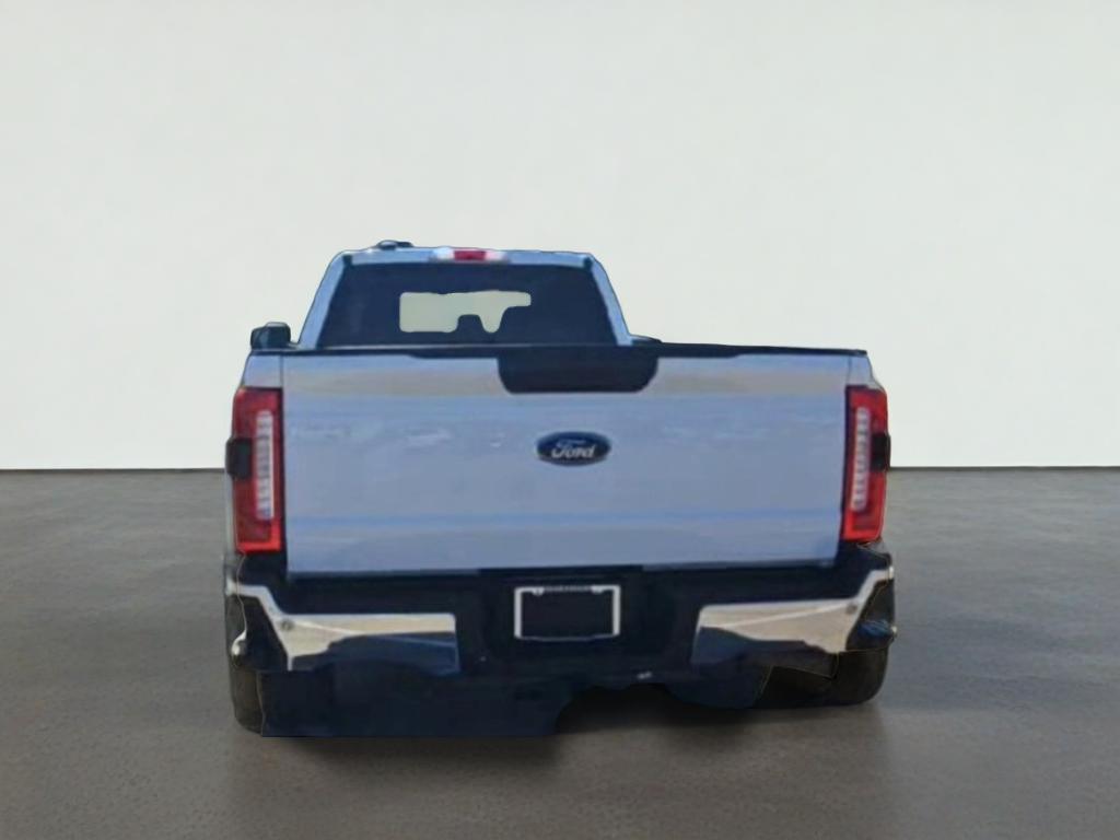 2024 Ford F-350 XLT