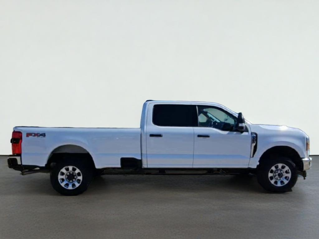 2024 Ford F-350 XLT