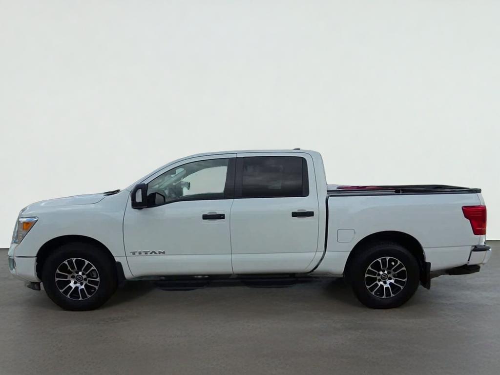 2024 Nissan TITAN Crew Cab SV 4x2