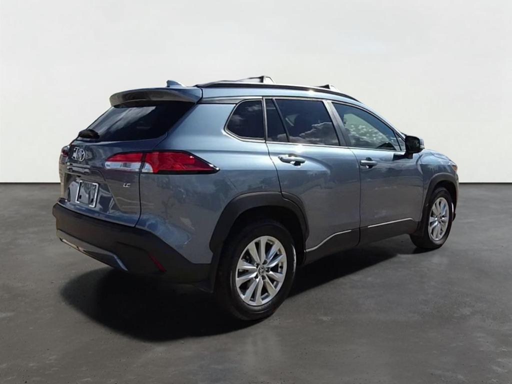 2024 Toyota Corolla Cross LE