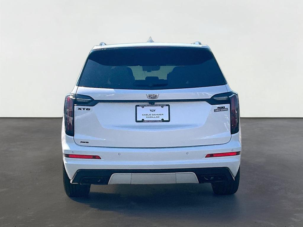 2024 Cadillac XT6 Sport
