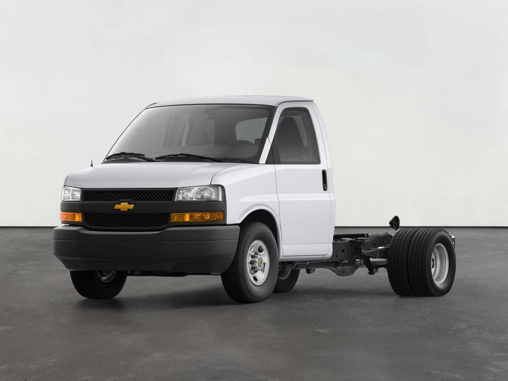 2026 Chevrolet Express Cutaway 3500 1WT