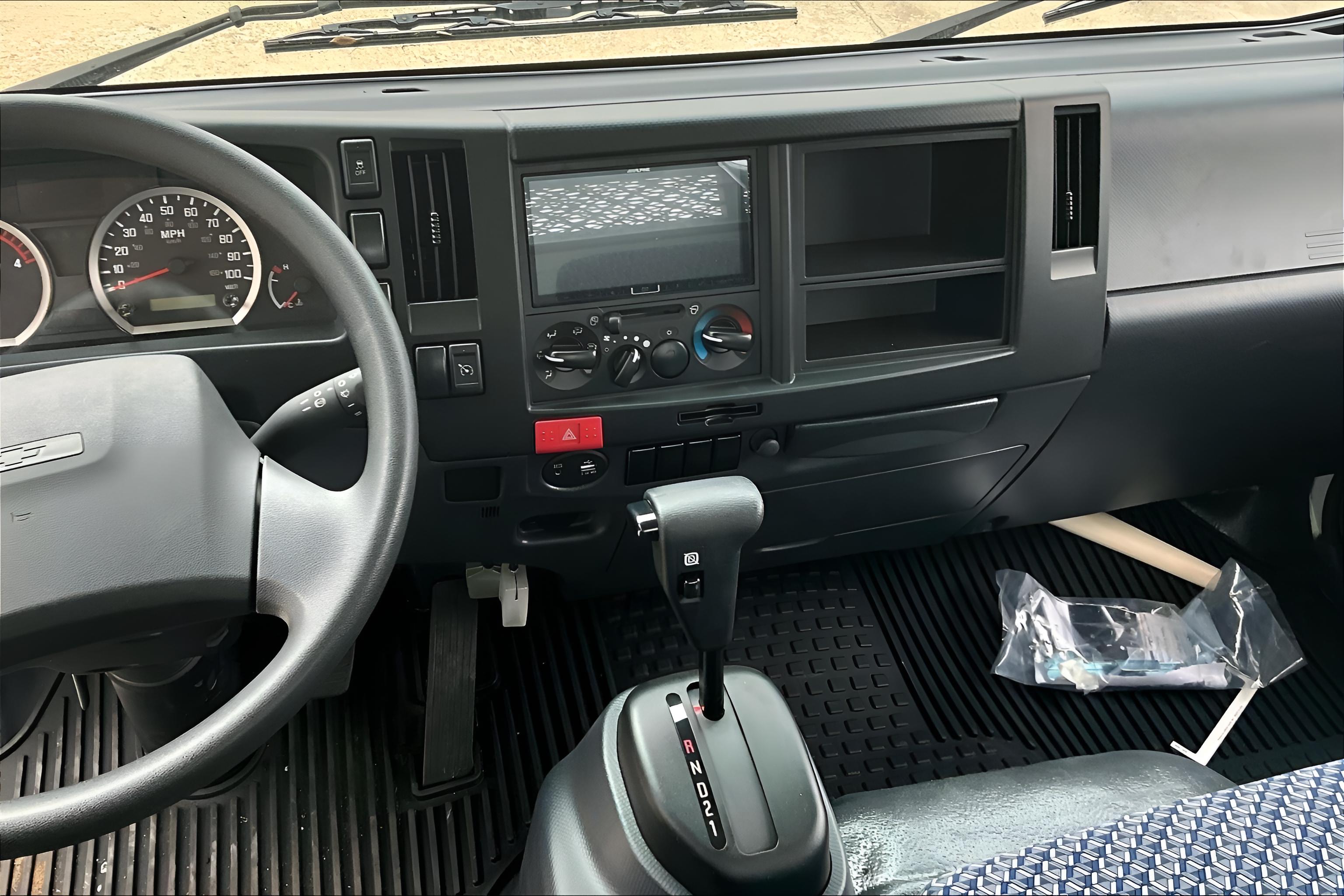 2024 Chevrolet Low Cab Forward 4500 HD Base