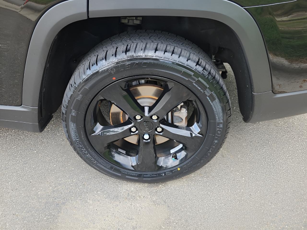 2023 Jeep Grand Cherokee L Altitude 4x4