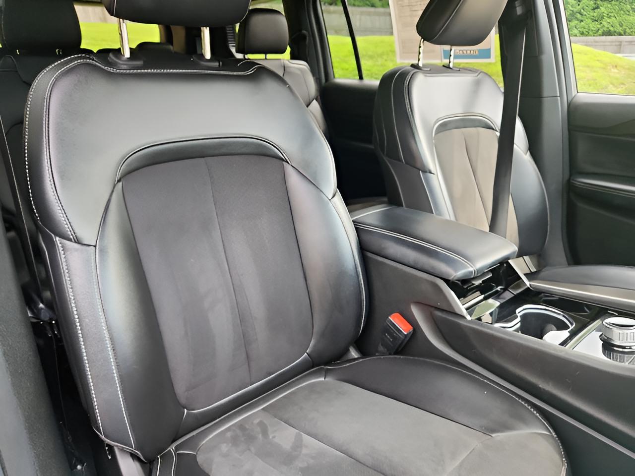 2023 Jeep Grand Cherokee L Altitude 4x4