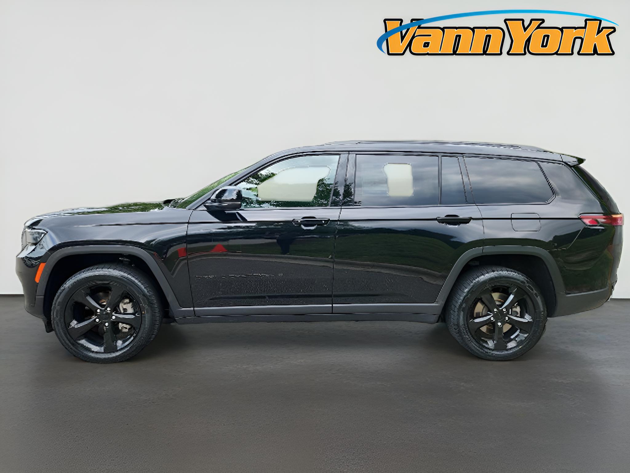 2023 Jeep Grand Cherokee L Altitude 4x4