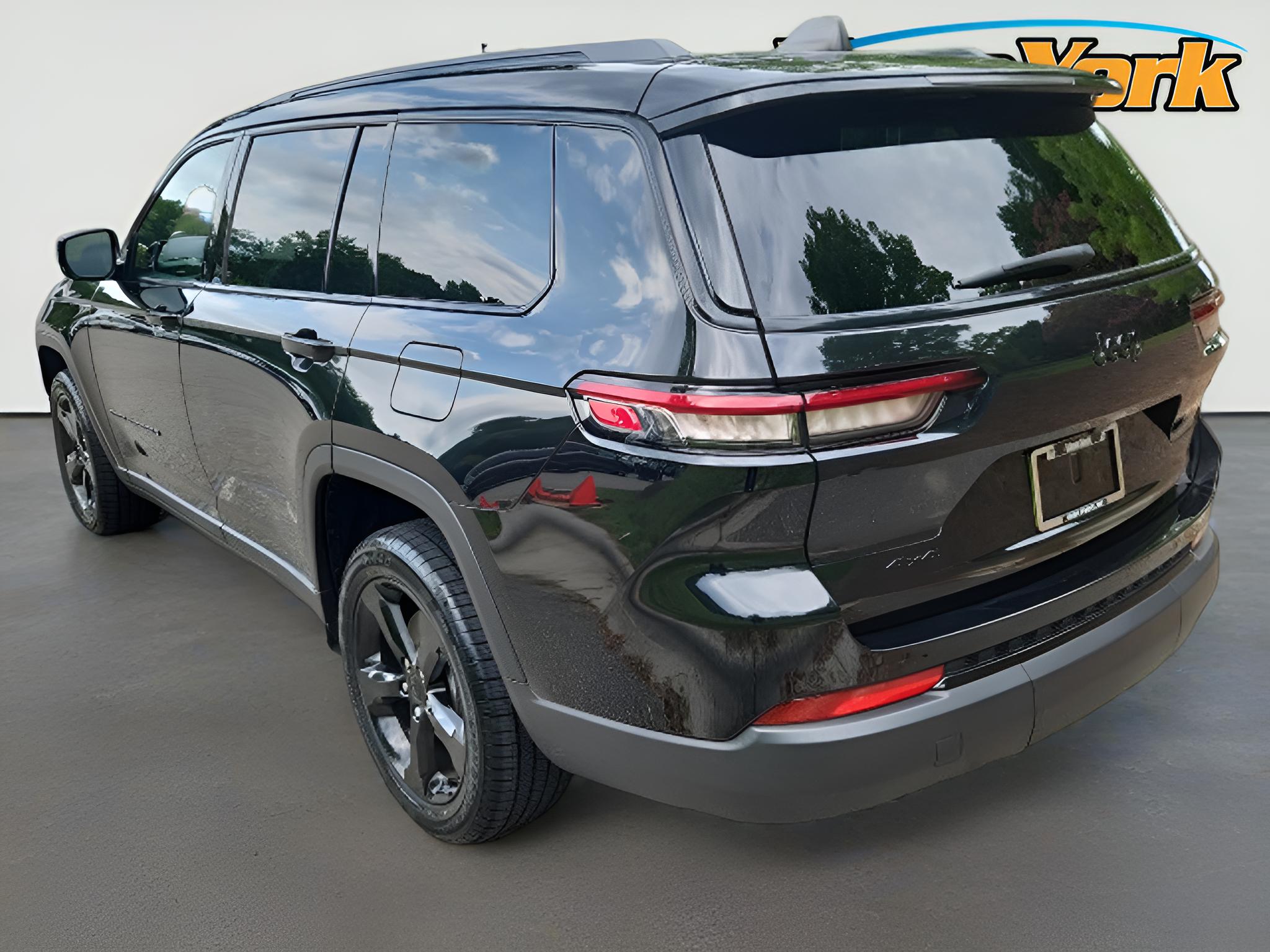 2023 Jeep Grand Cherokee L Altitude 4x4