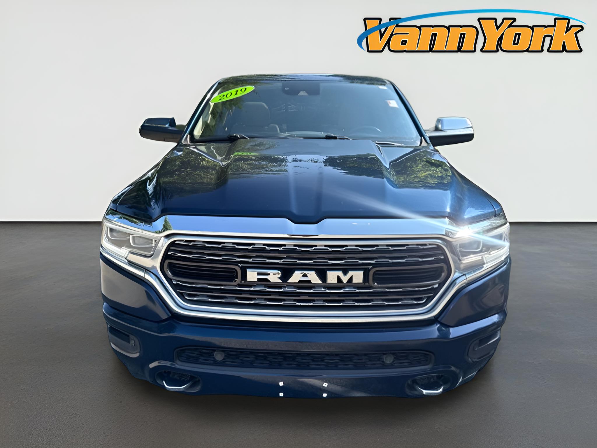 2019 RAM 1500 Limited Crew Cab 4x4 5'7" Box