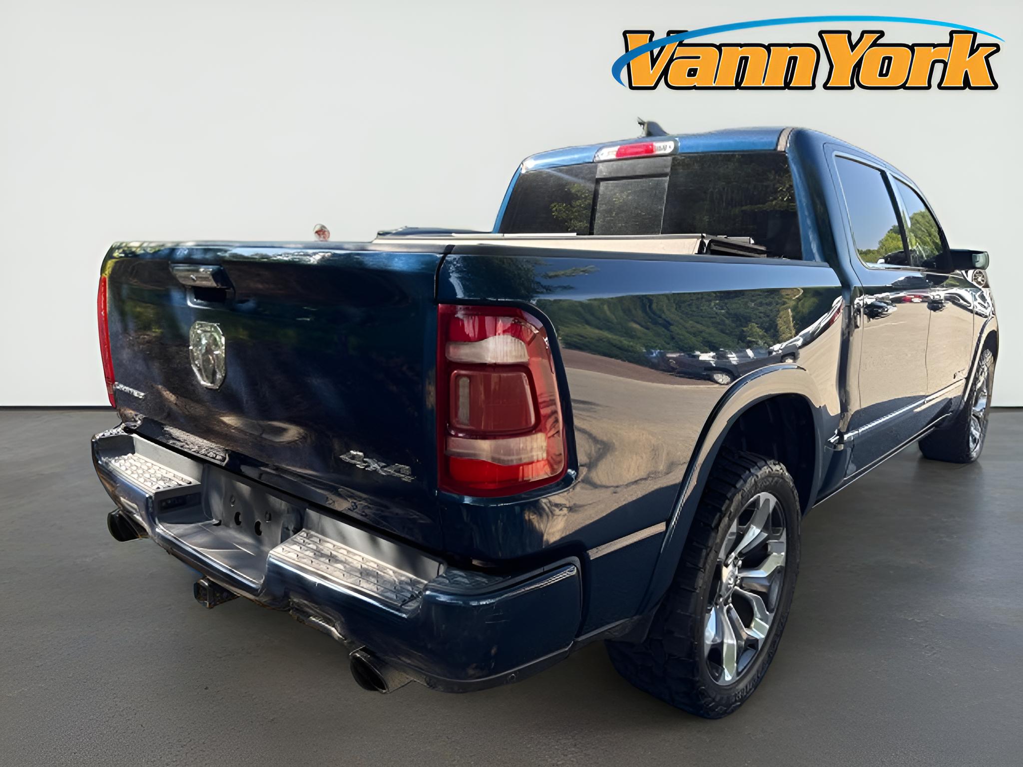 2019 RAM 1500 Limited Crew Cab 4x4 5'7" Box