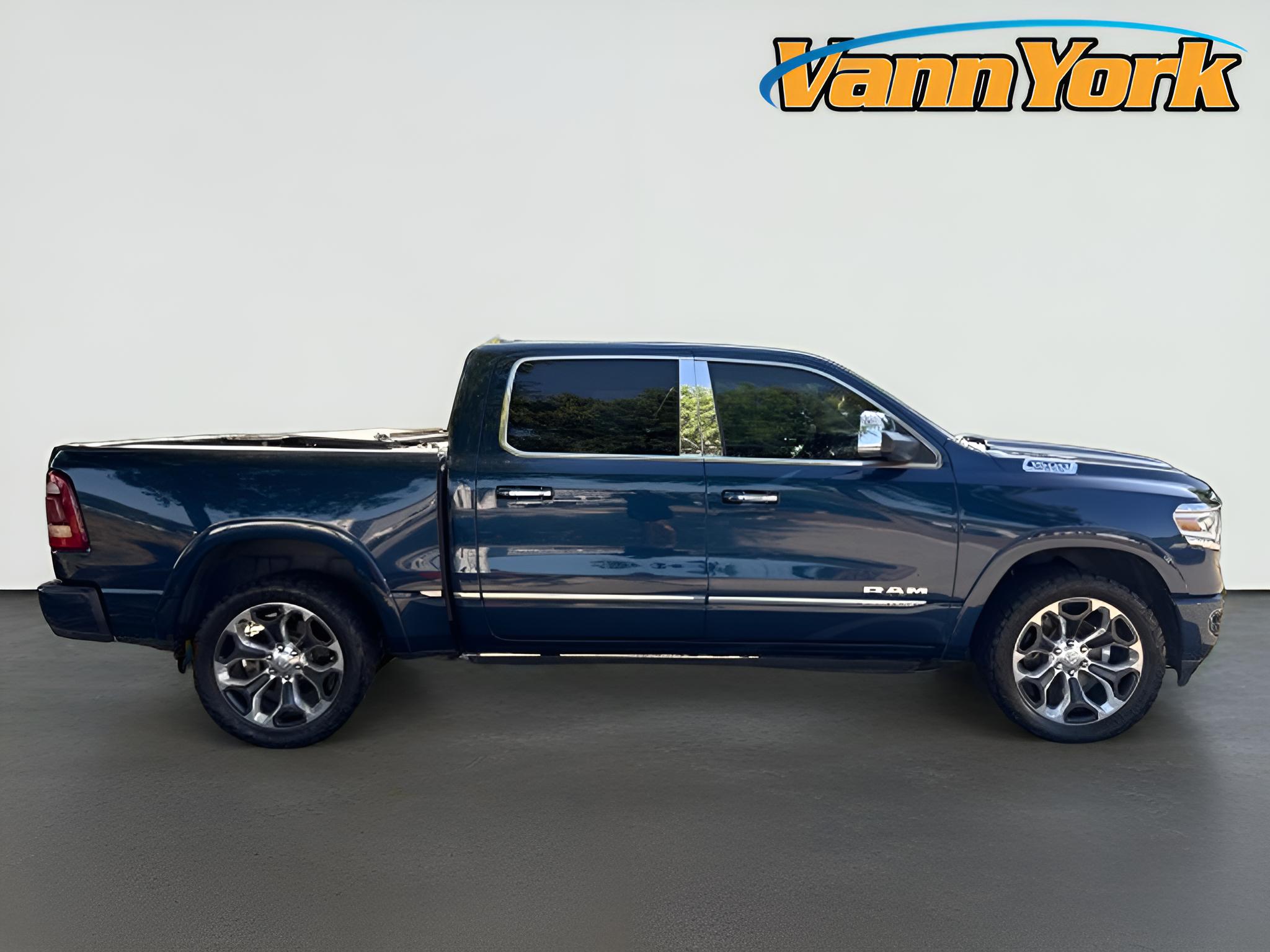 2019 RAM 1500 Limited Crew Cab 4x4 5'7" Box