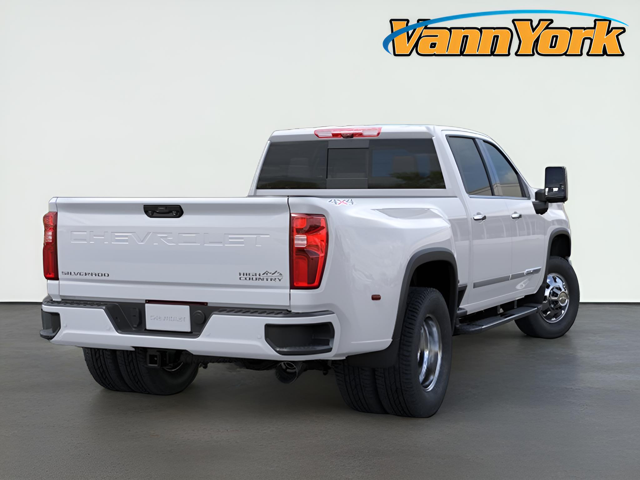 2026 Chevrolet Silverado 3500 HD High Country DRW