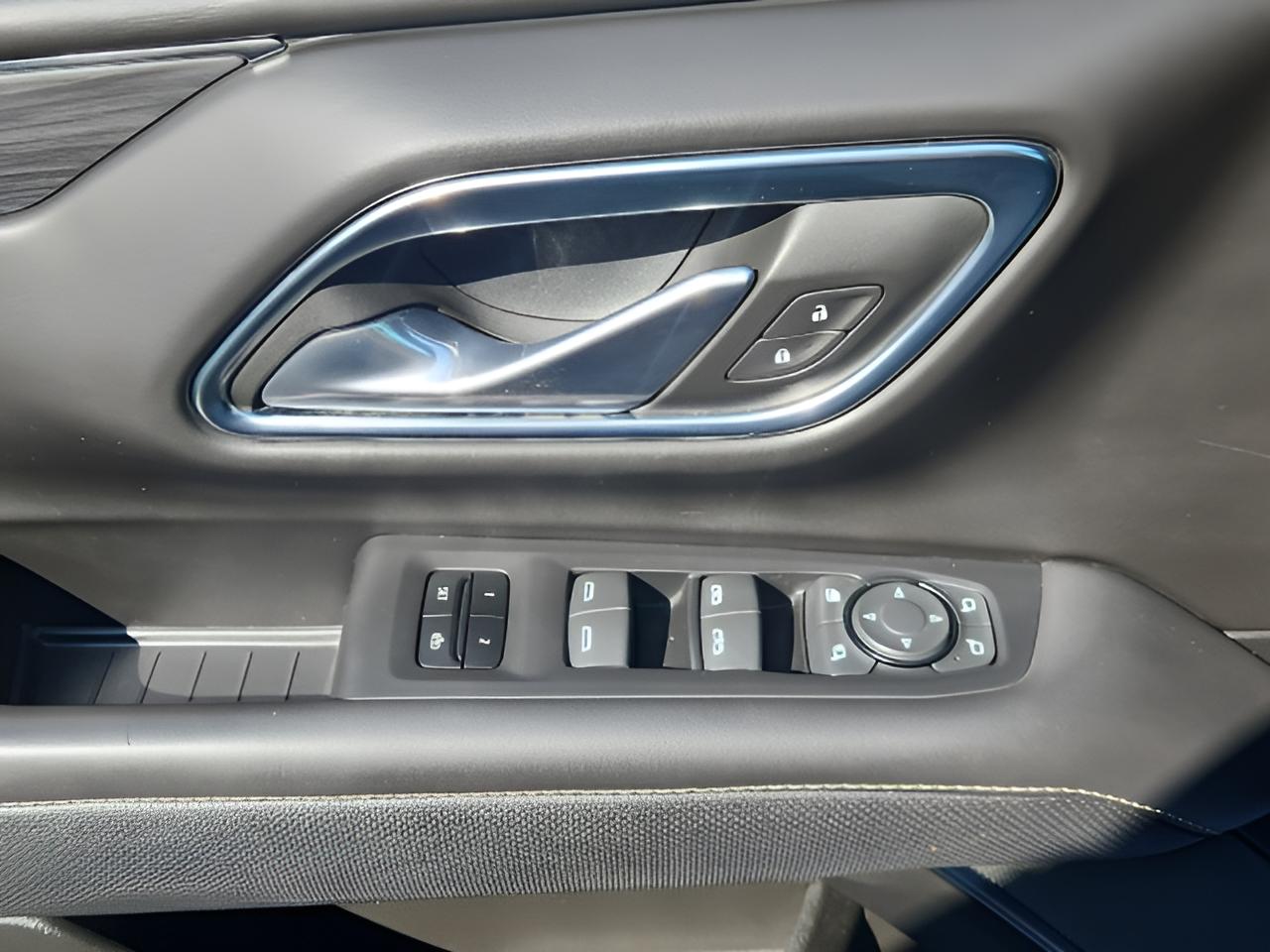 2024 GMC Yukon XL SLT