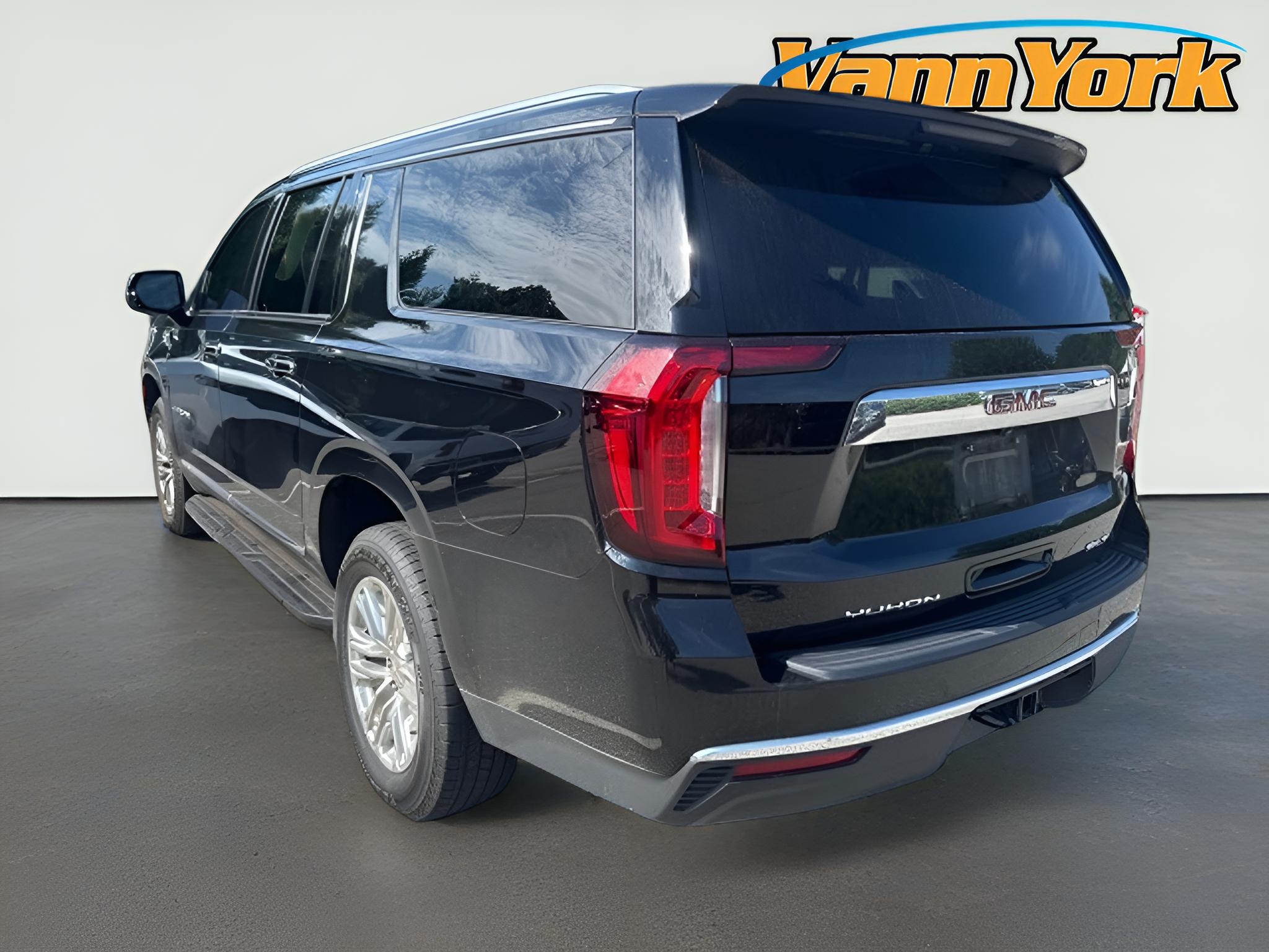 2024 GMC Yukon XL SLT