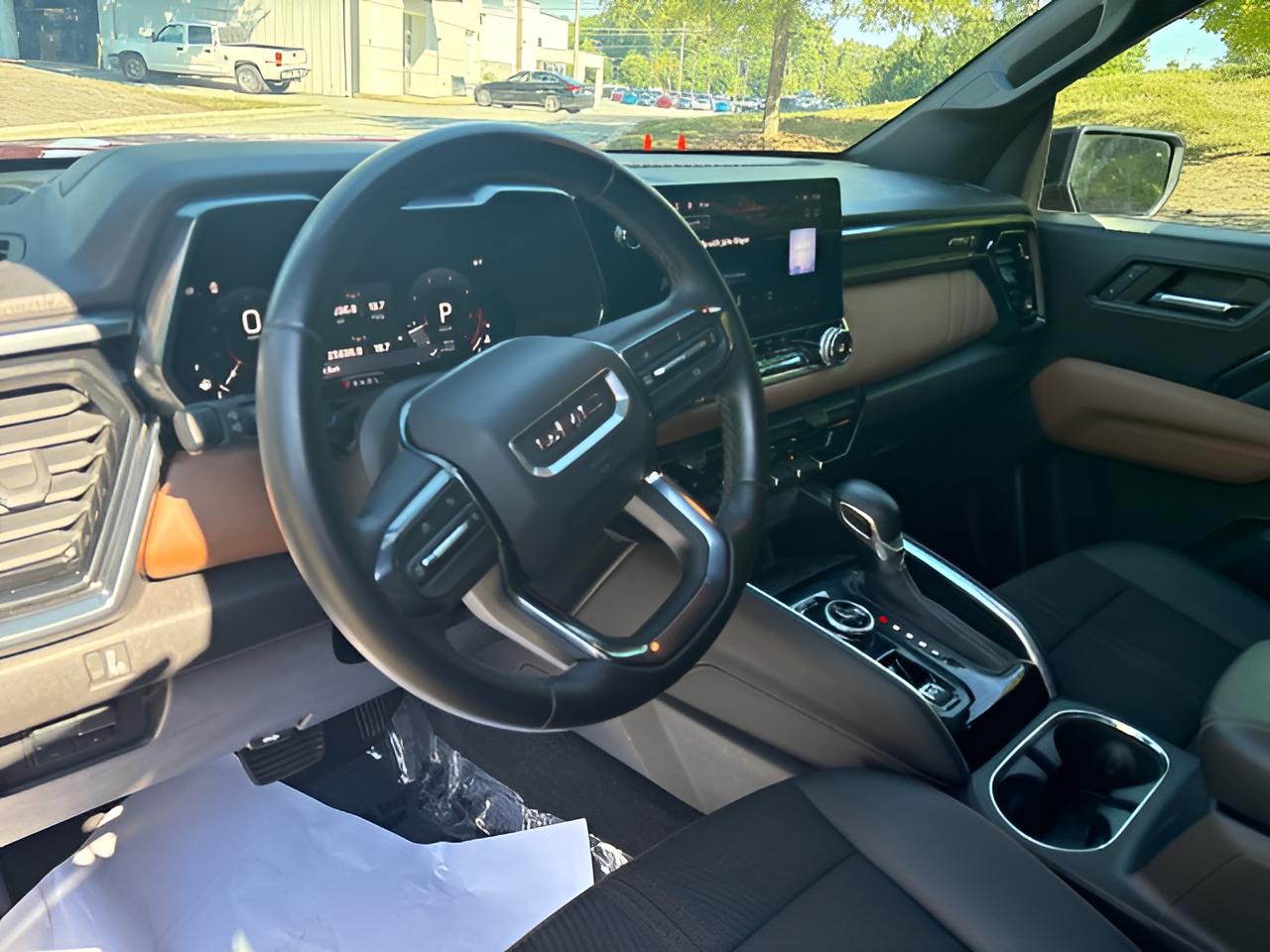 2024 GMC Canyon AT4