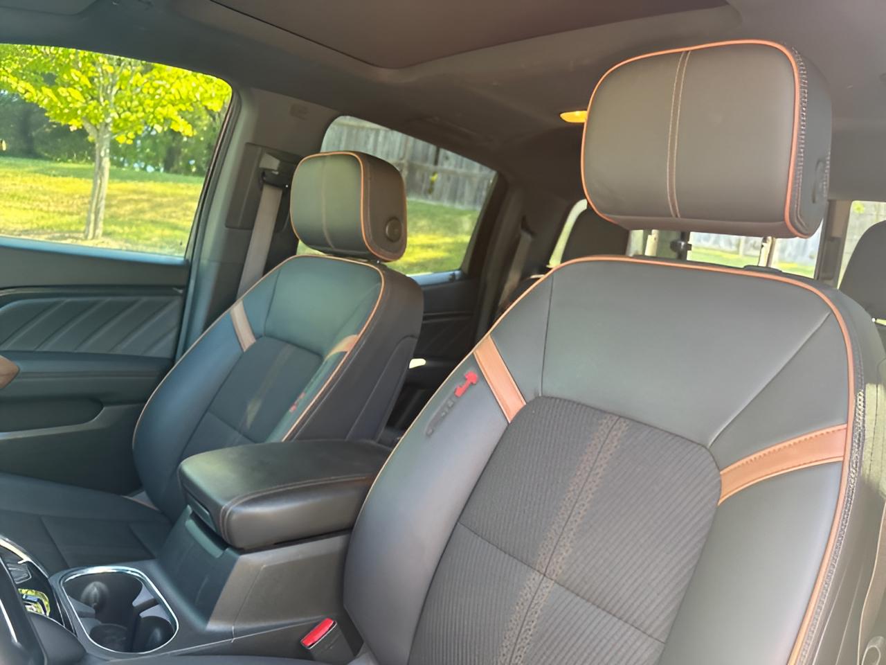 2024 GMC Canyon AT4