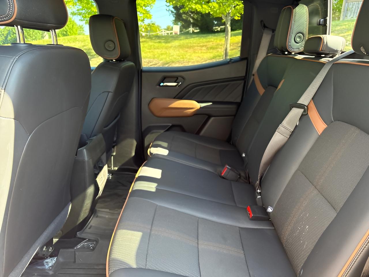 2024 GMC Canyon AT4