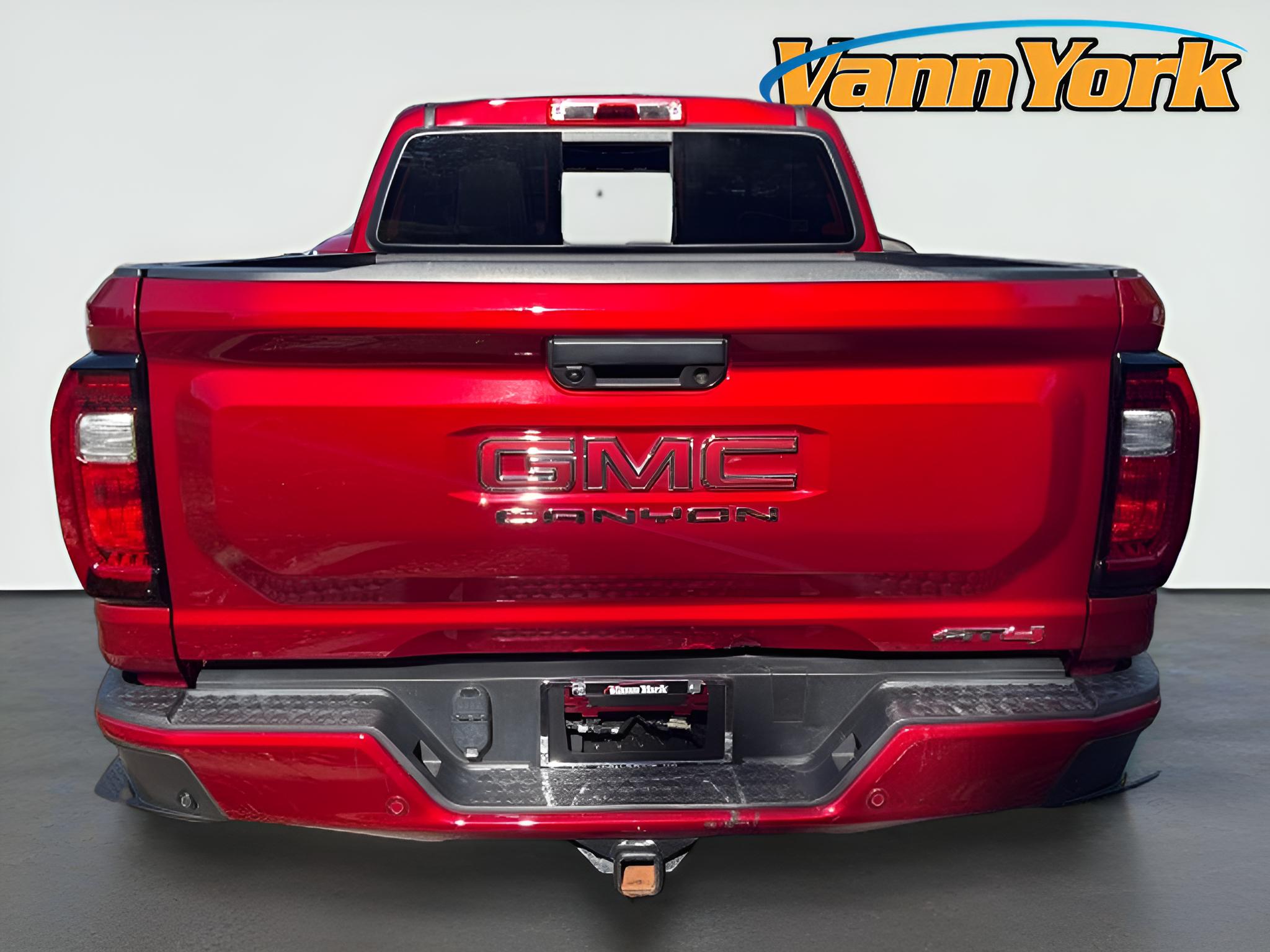 2024 GMC Canyon AT4