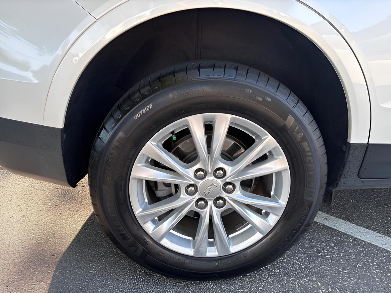 2021 Cadillac XT5 FWD Luxury