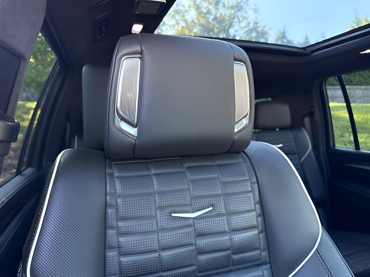 2025 Cadillac Escalade ESV Sport Platinum