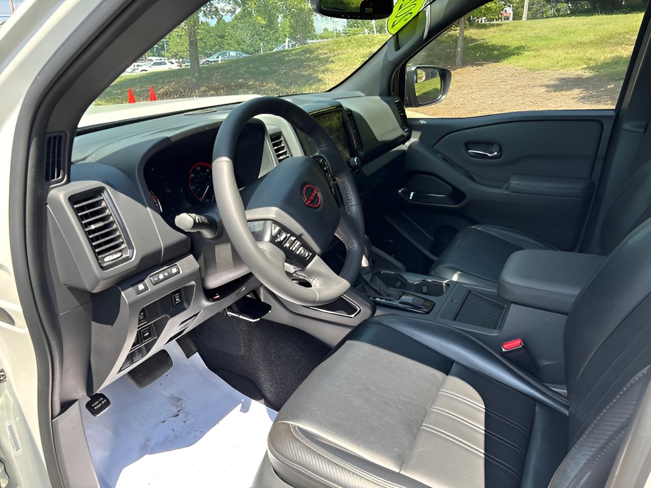 2022 Nissan Frontier Crew Cab PRO-4X 4x4