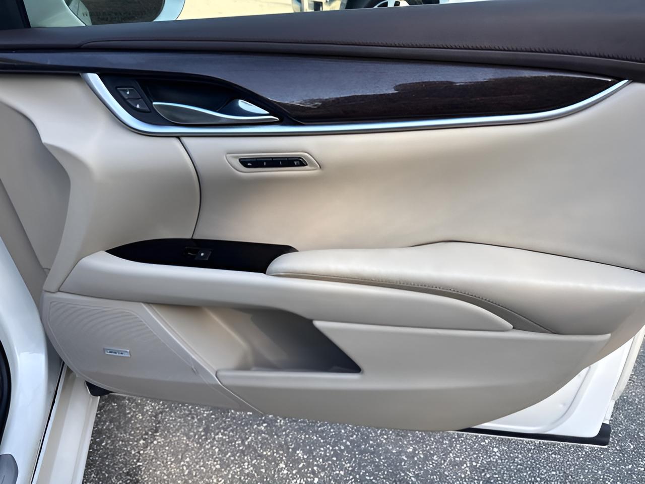 2014 Cadillac XTS Luxury