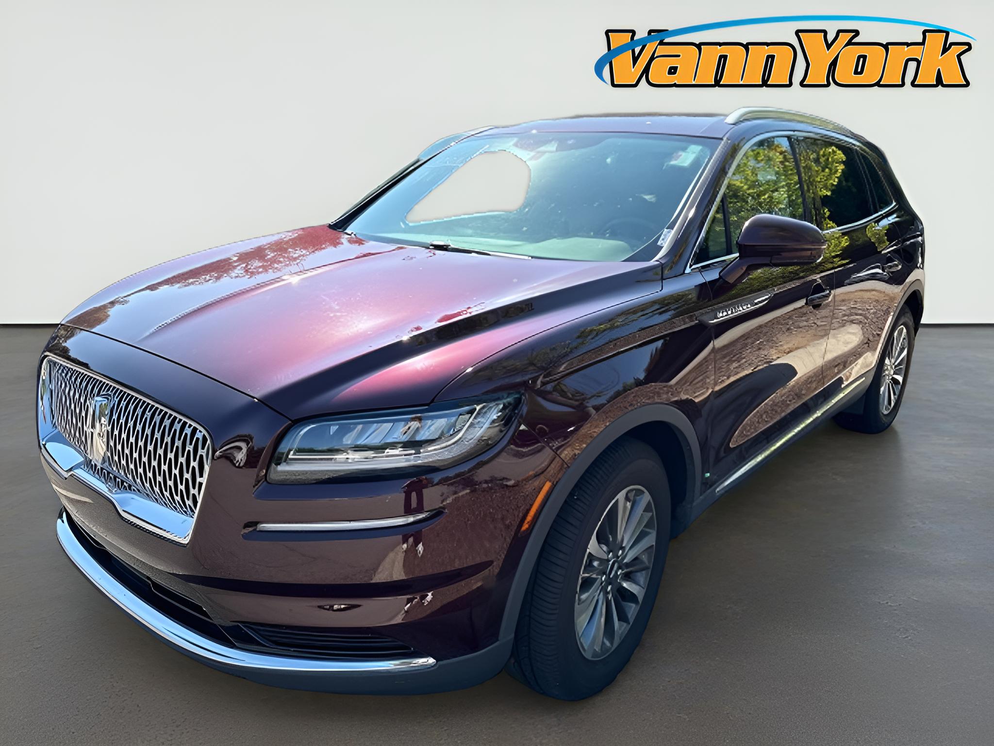 2022 Lincoln Nautilus Standard
