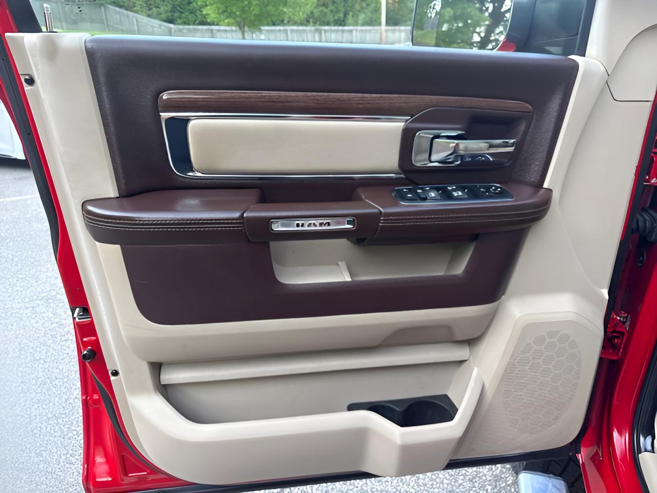 2017 RAM 2500 Laramie Mega Cab 4x4 6'4" Box