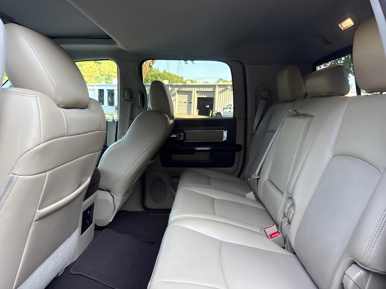 2017 RAM 2500 Laramie Mega Cab 4x4 6'4" Box