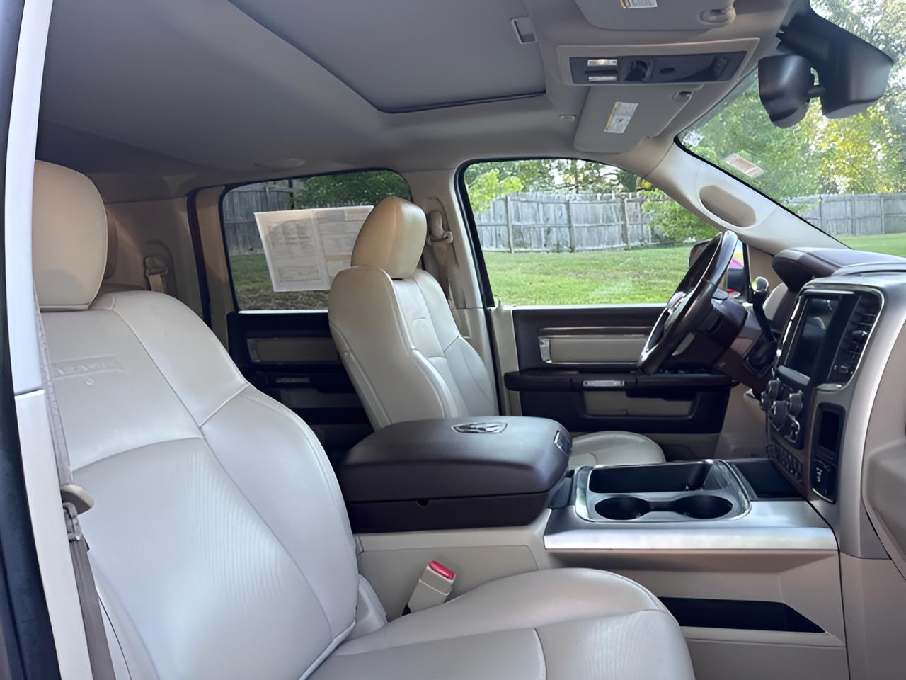 2017 RAM 2500 Laramie Mega Cab 4x4 6'4" Box
