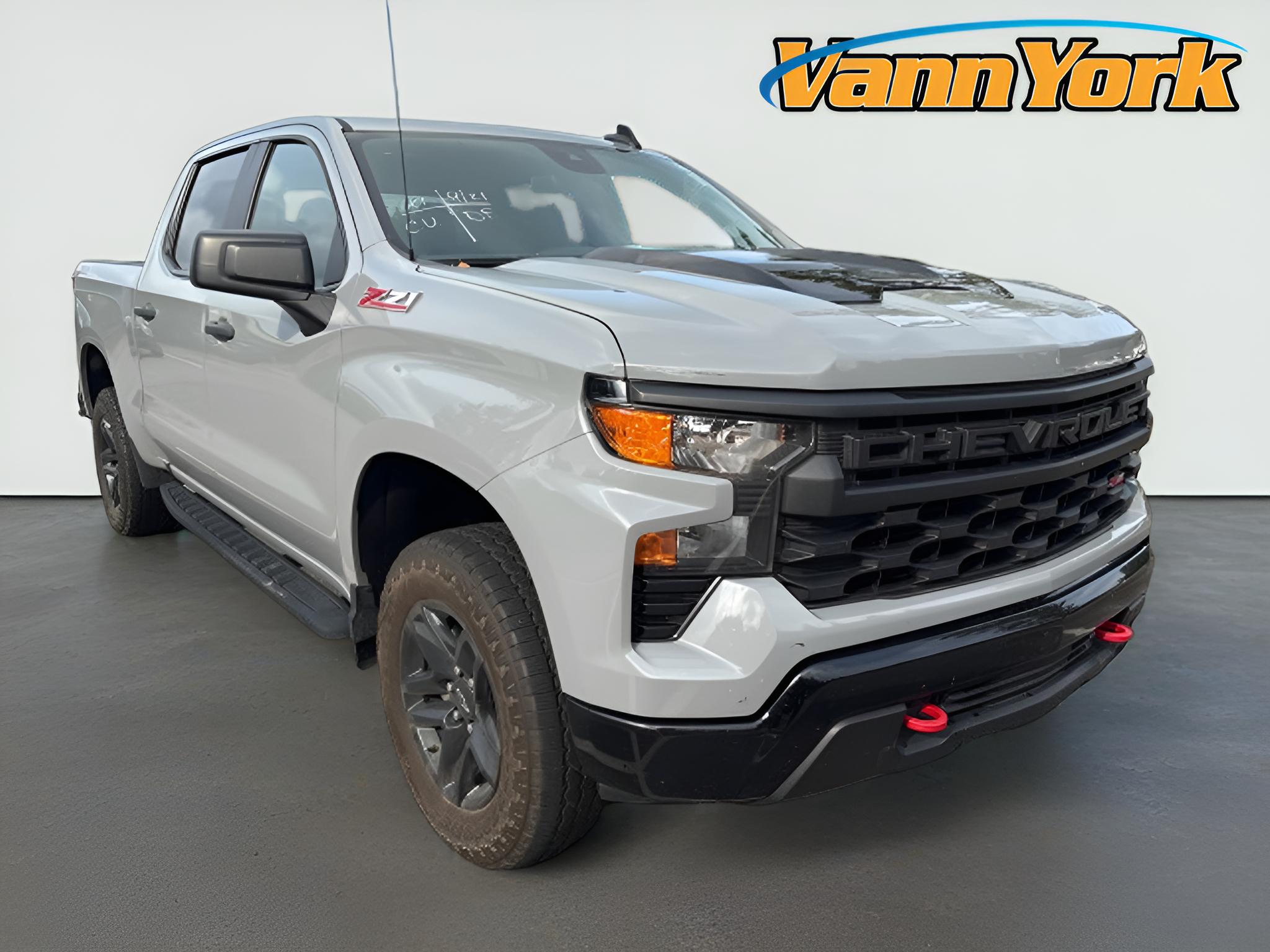 2024 Chevrolet Silverado 1500 Custom Trail Boss