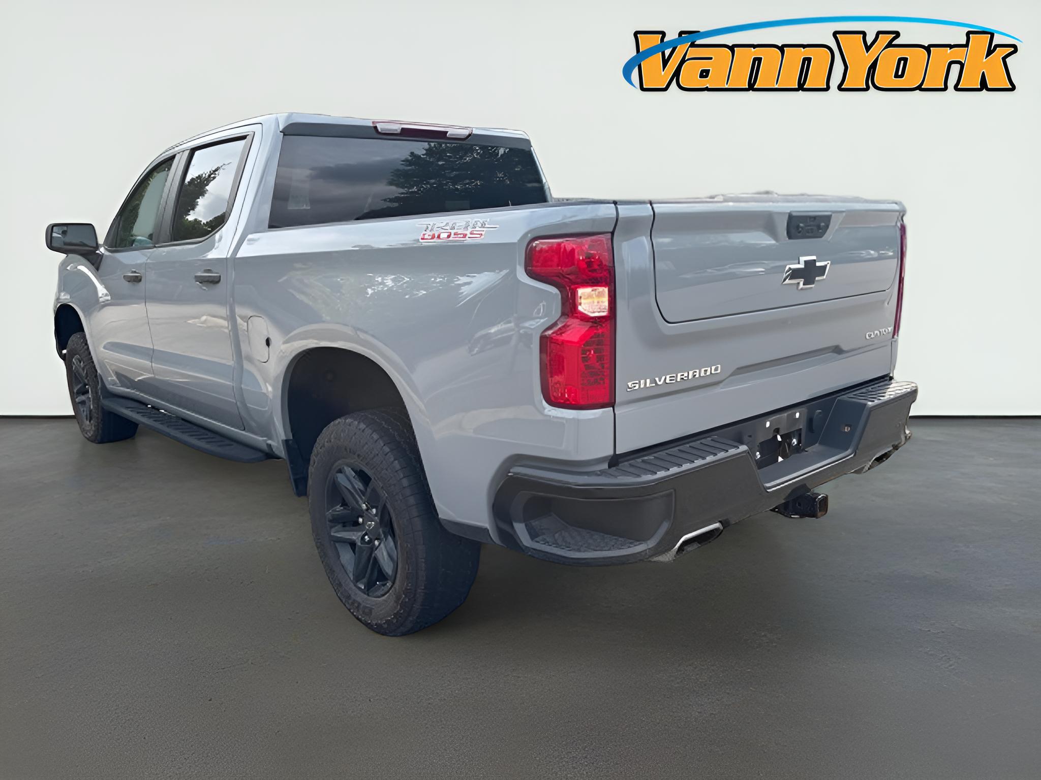 2024 Chevrolet Silverado 1500 Custom Trail Boss