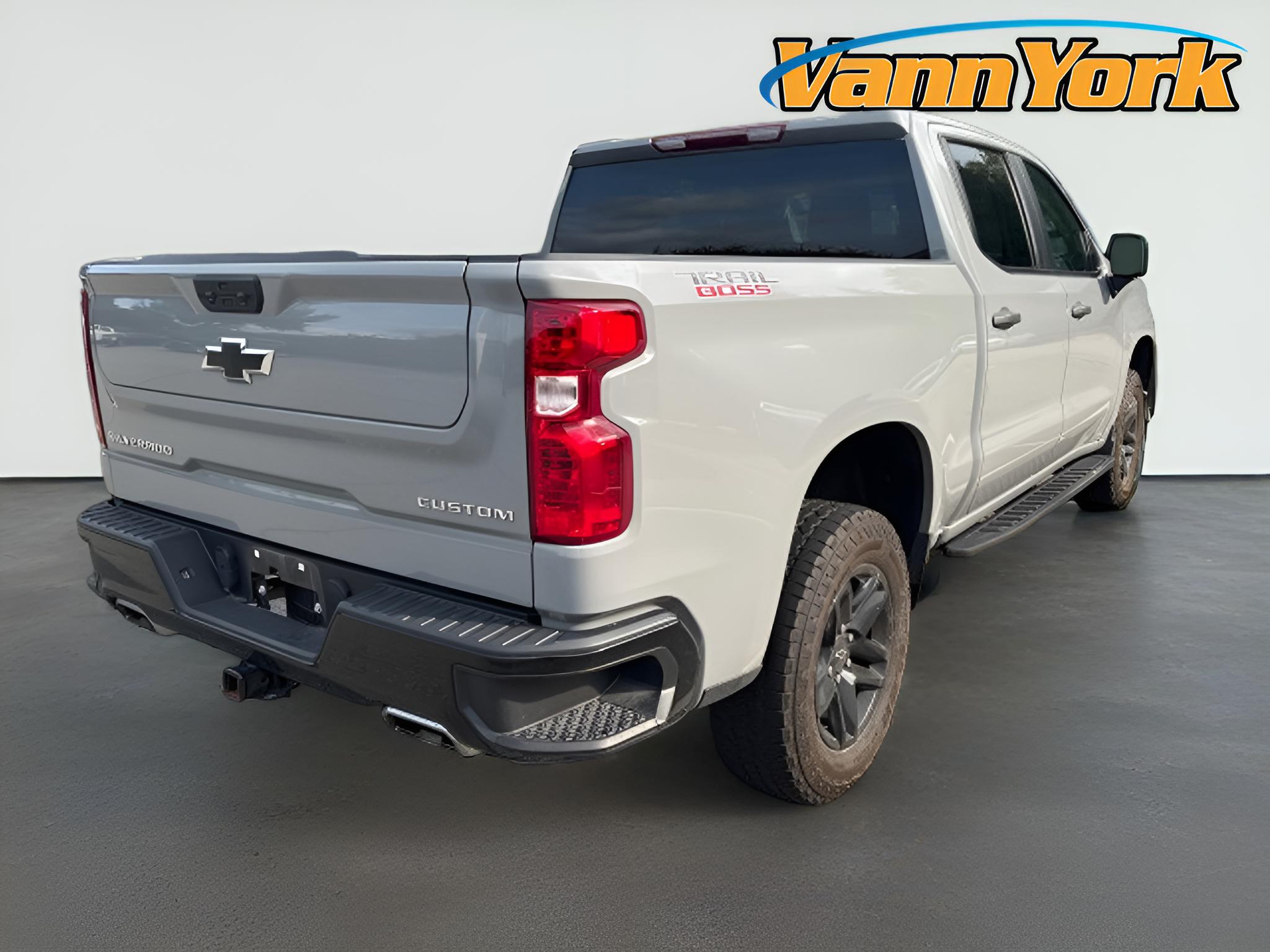 2024 Chevrolet Silverado 1500 Custom Trail Boss