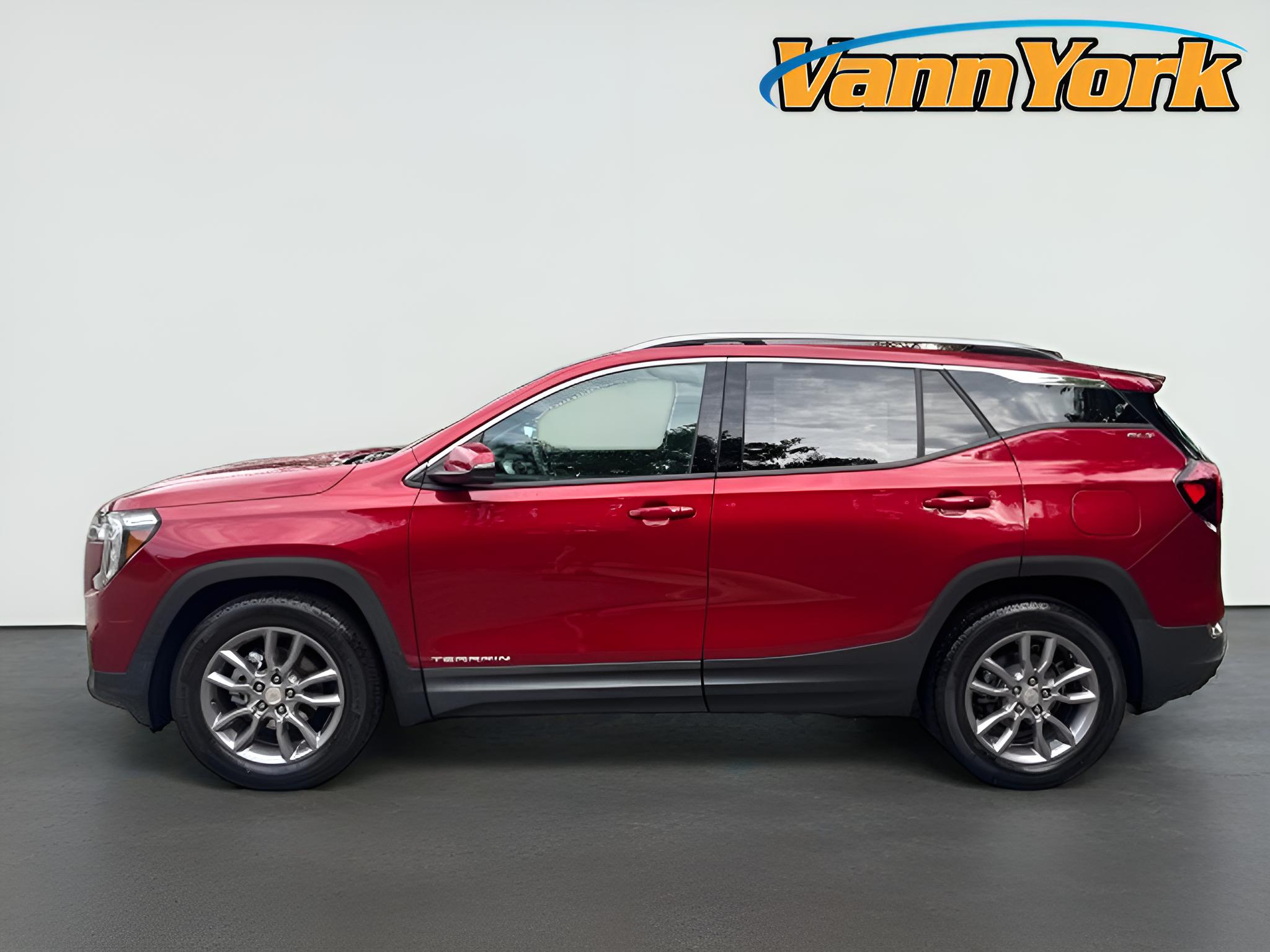 2023 GMC Terrain SLT