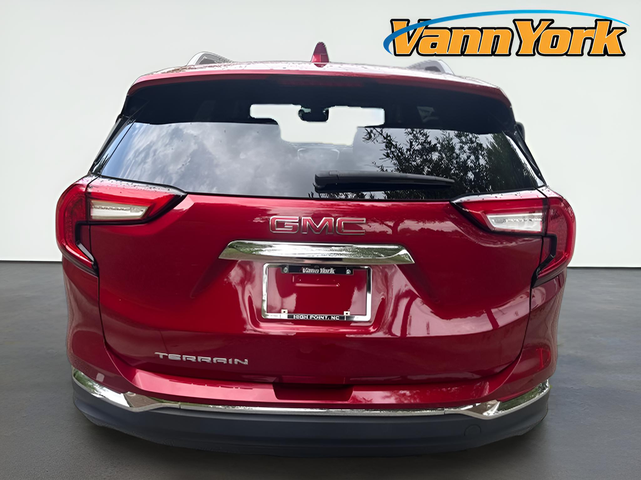 2023 GMC Terrain SLT