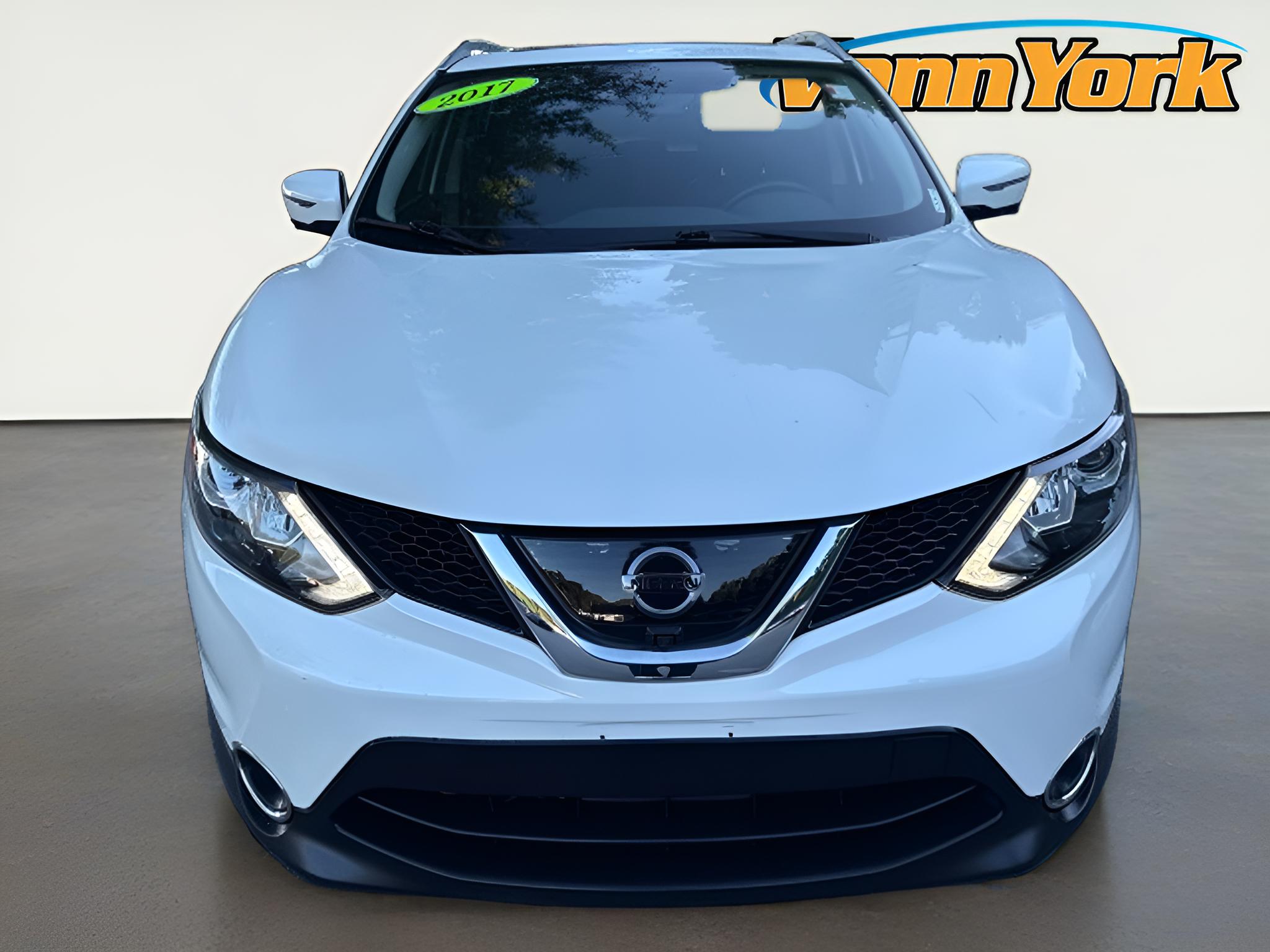 Used 2017 Nissan Rogue Sport SL with VIN JN1BJ1CR3HW107772 for sale in High Point, NC