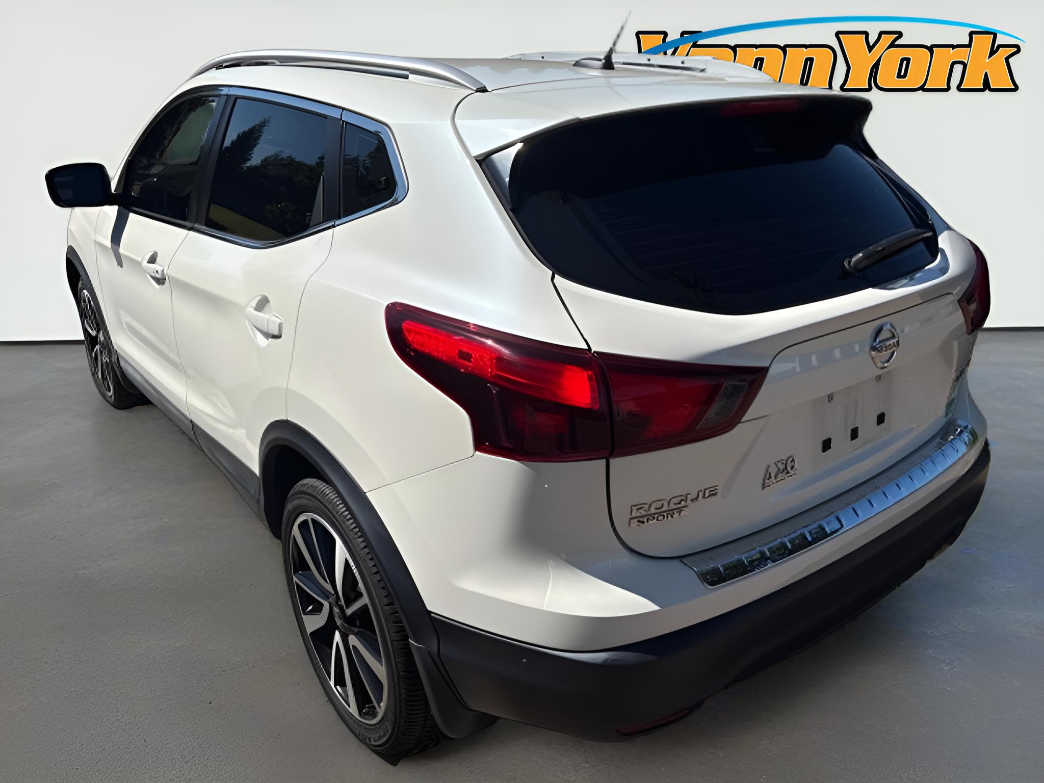 2017 Nissan Rogue Sport SL