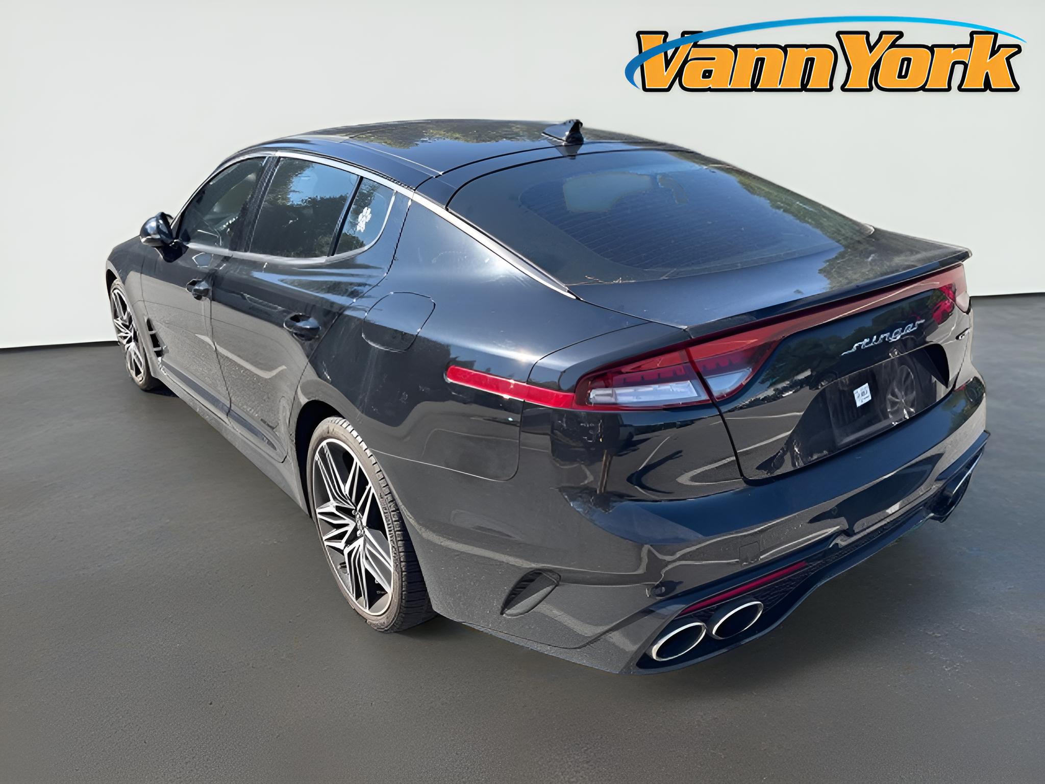 2022 Kia Stinger GT1