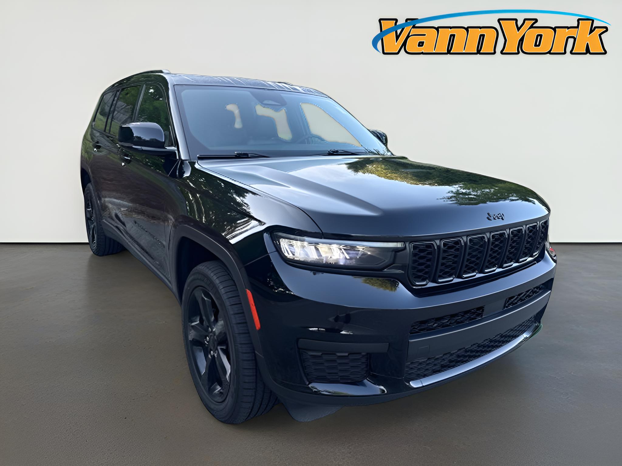 2023 Jeep Grand Cherokee L Altitude 4x4