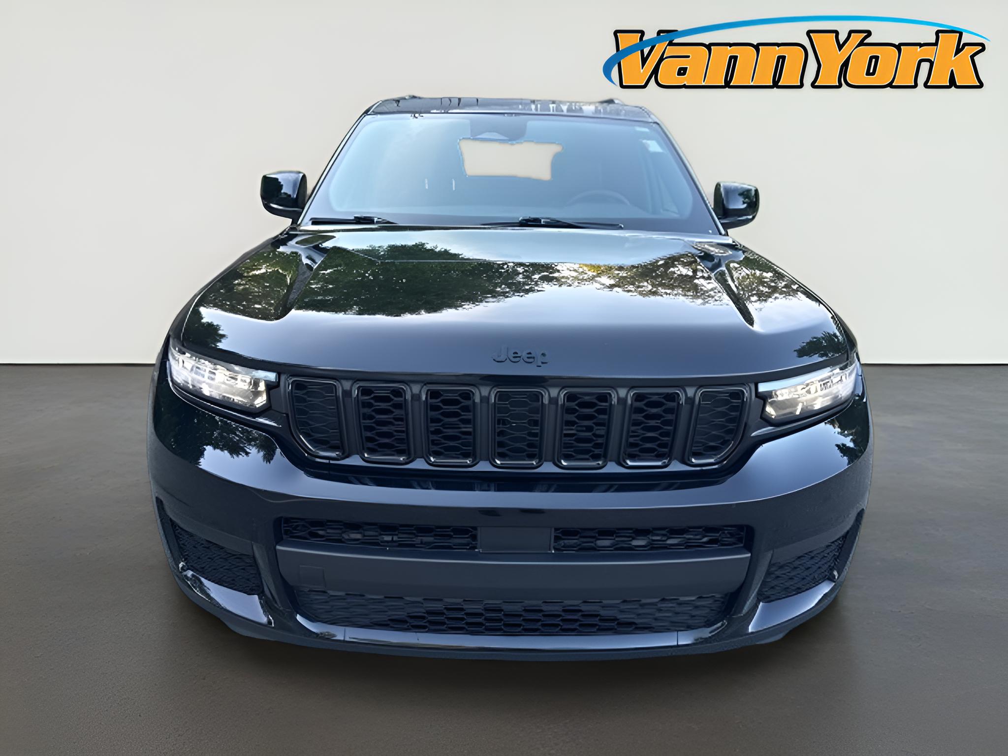 2023 Jeep Grand Cherokee L Altitude 4x4