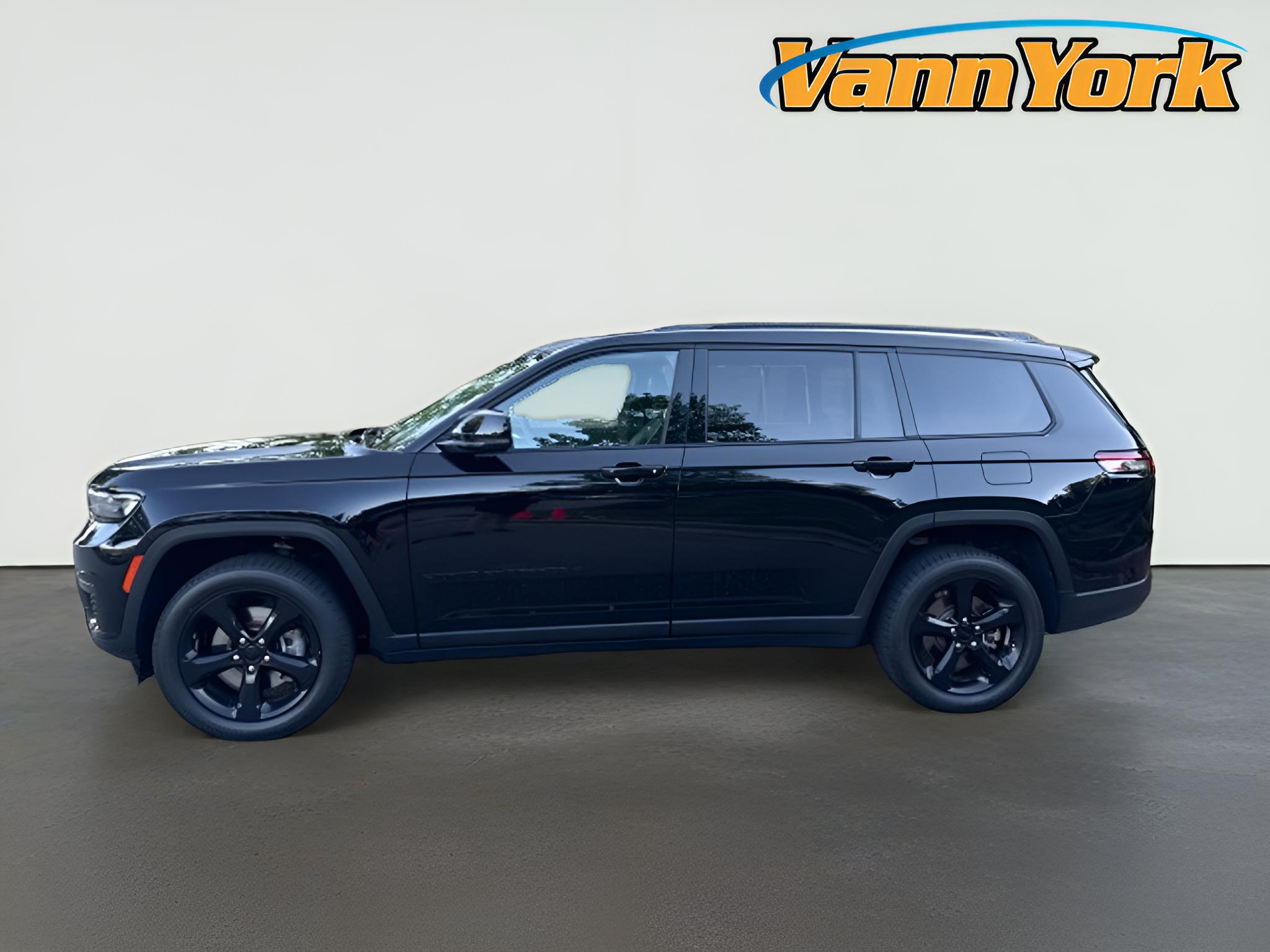 2023 Jeep Grand Cherokee L Altitude 4x4