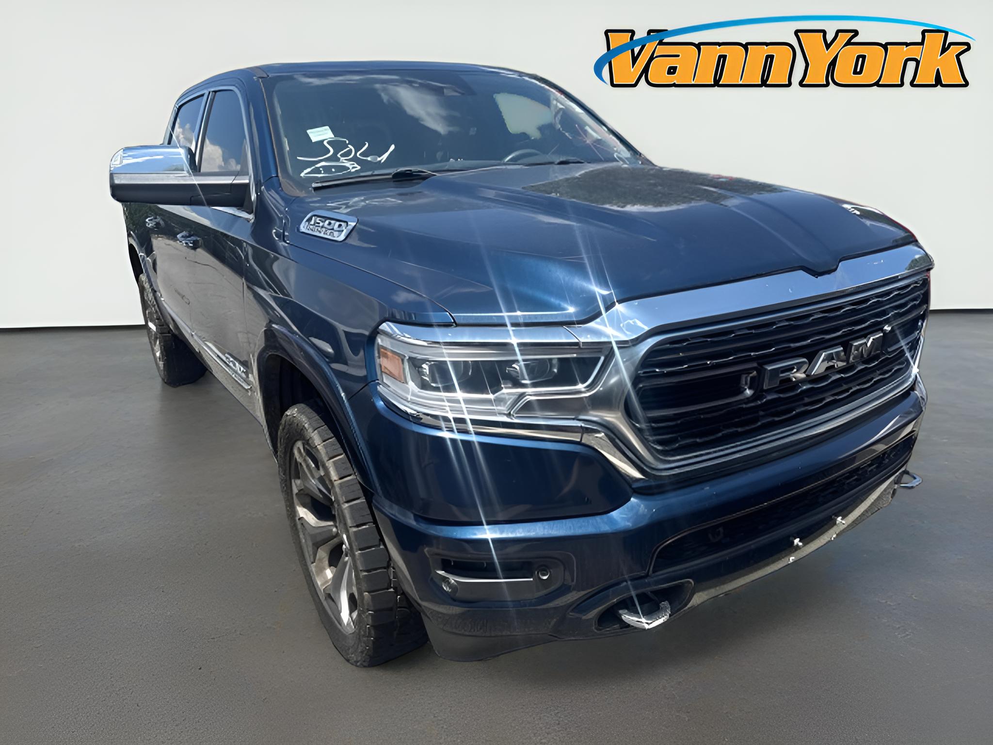 2019 RAM 1500 Limited Crew Cab 4x4 5'7" Box