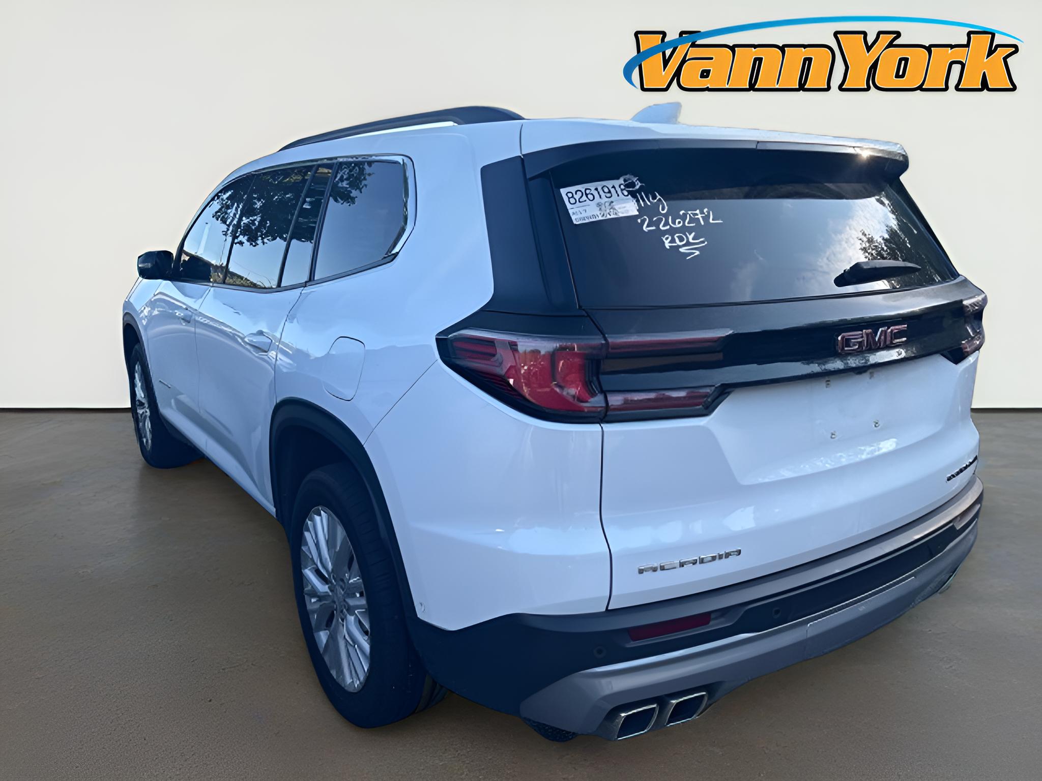 2024 GMC Acadia Elevation