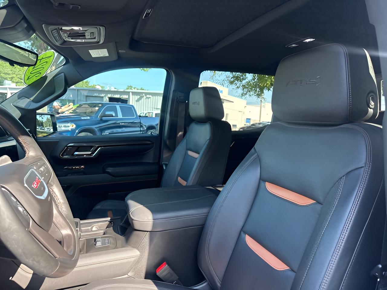2024 GMC Sierra 1500 AT4