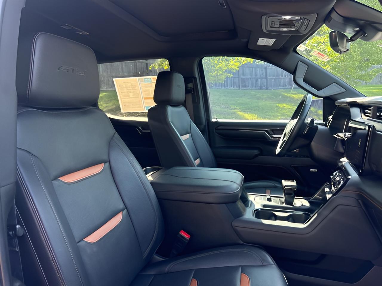 2024 GMC Sierra 1500 AT4