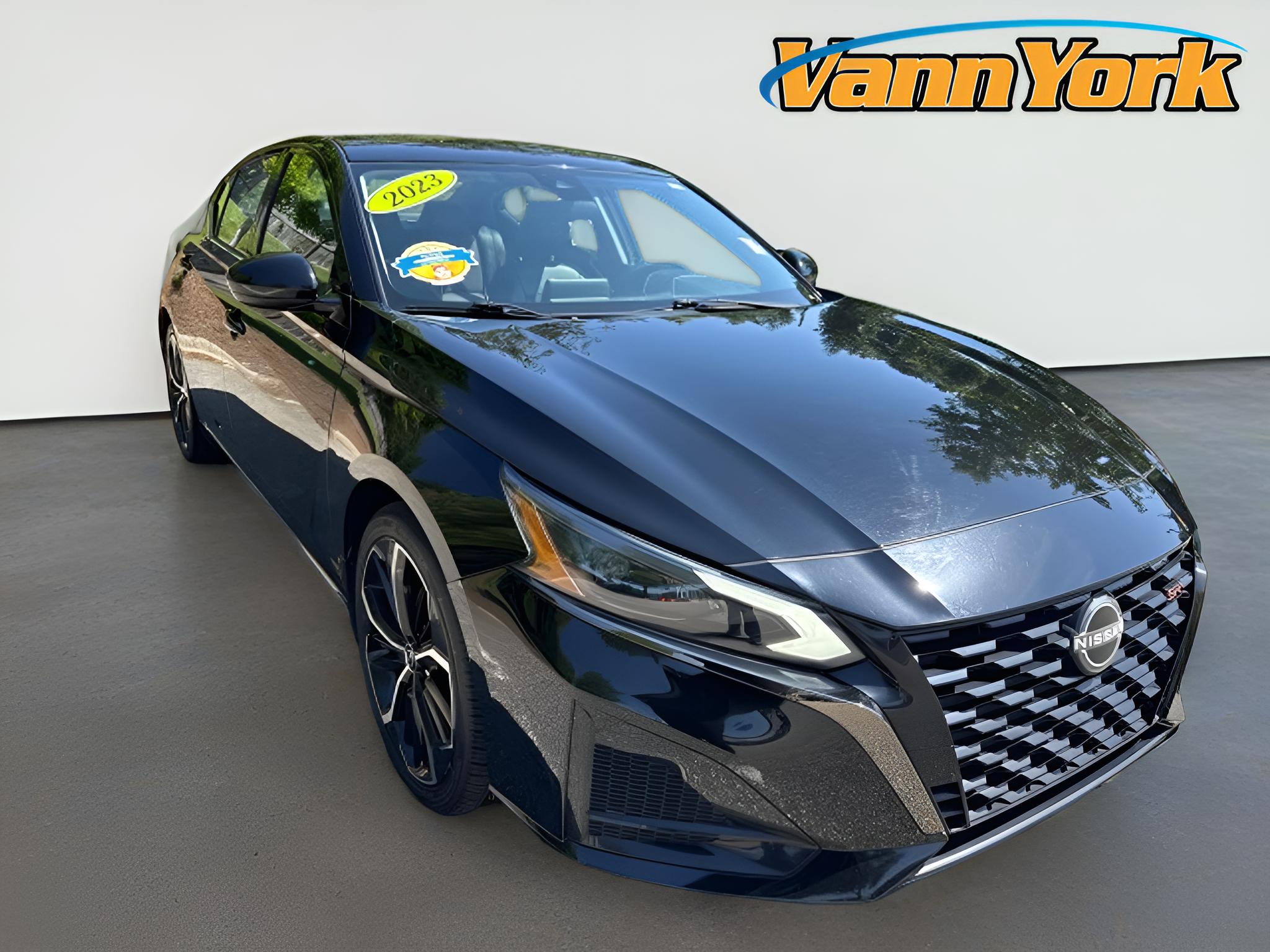 2023 Nissan Altima SR FWD