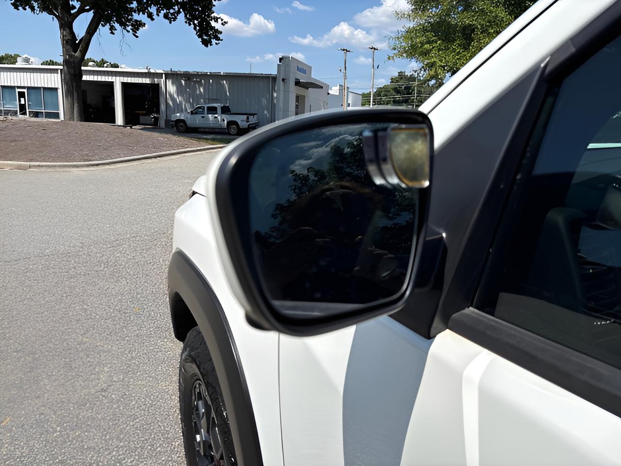 2022 Nissan Frontier Crew Cab PRO-4X 4x4