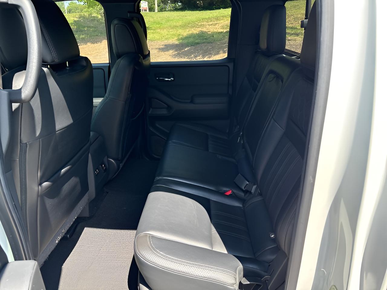 2022 Nissan Frontier Crew Cab PRO-4X 4x4